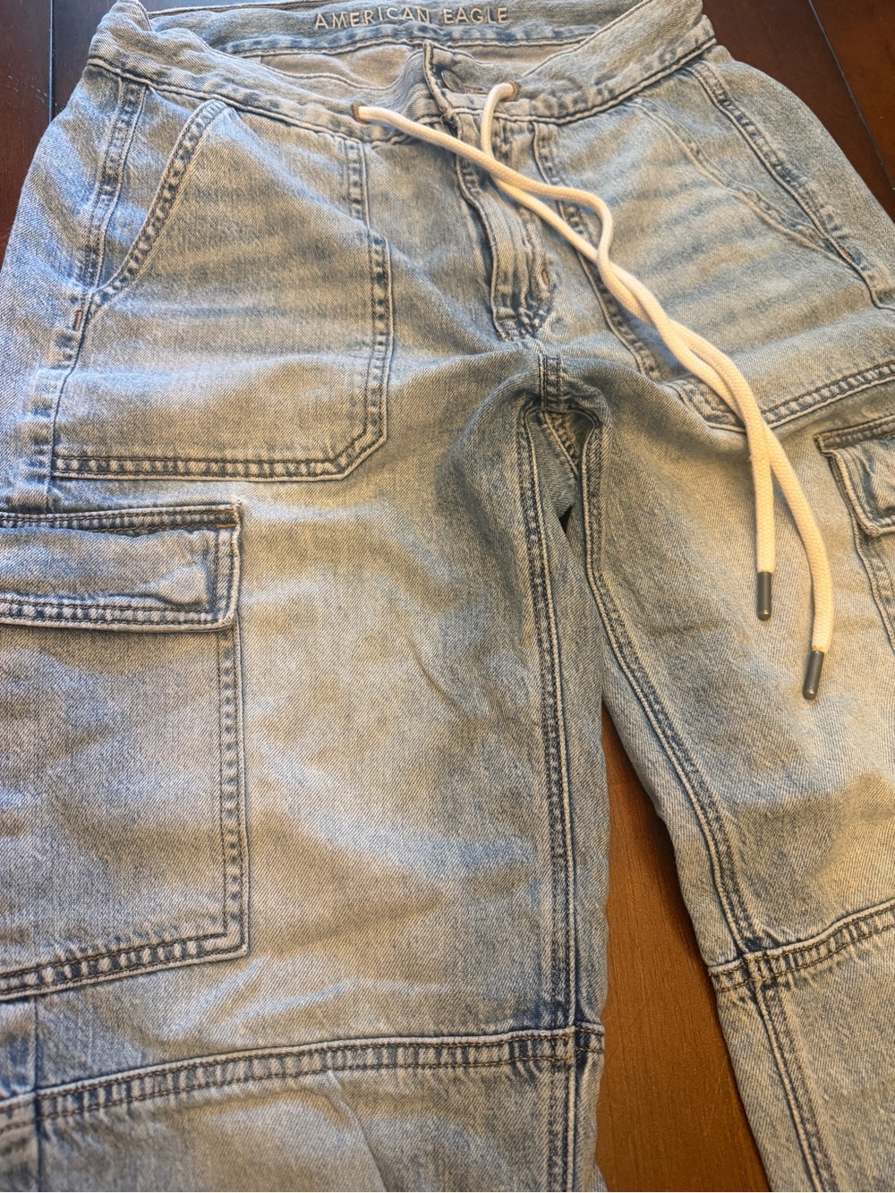 American Eagle Outfitters Light Denim Jogger Jeans - Picture 6 of 8